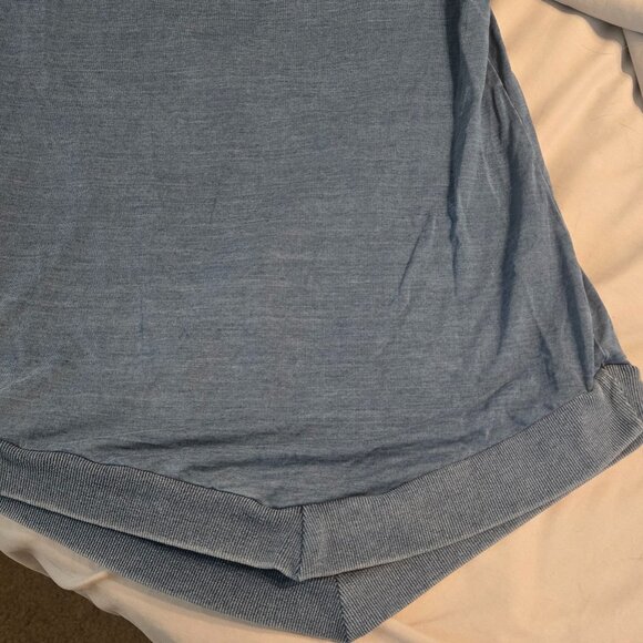 Chico's Jean Colored Top with offset hem design - Size 2 - EUC - Picture 5 of 7